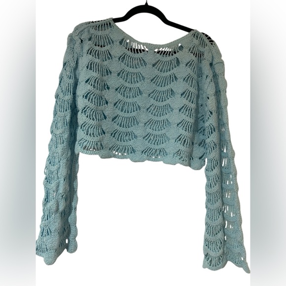 POL bohemian cropped Crochet Knit Sweater in Light Blue with bell sleeves OS - Picture 5 of 5